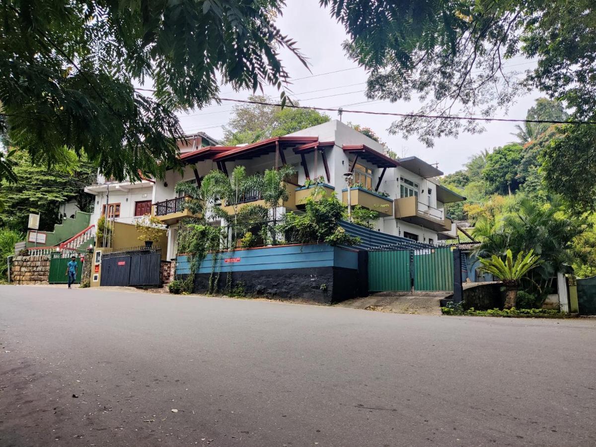 Y&Y Residence Kandy Exterior foto