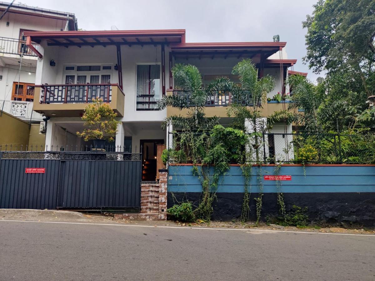 Y&Y Residence Kandy Exterior foto